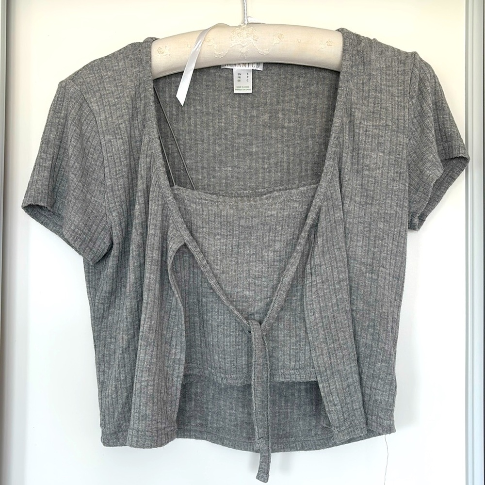 🩶 Cozy 2 Pieces Forever 21 Top-S